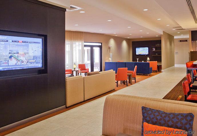Courtyard Charlotte Airport North Ξενοδοχείο Εστιατόριο φωτογραφία