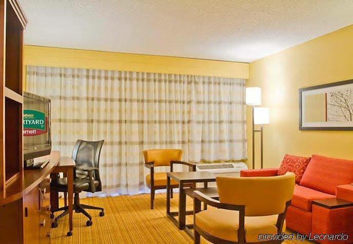 Courtyard Charlotte Airport North Ξενοδοχείο Εξωτερικό φωτογραφία